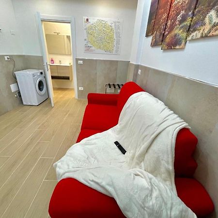 50 Tourist House Bologna - Pratello - Self Check-In Lägenhet Exteriör bild